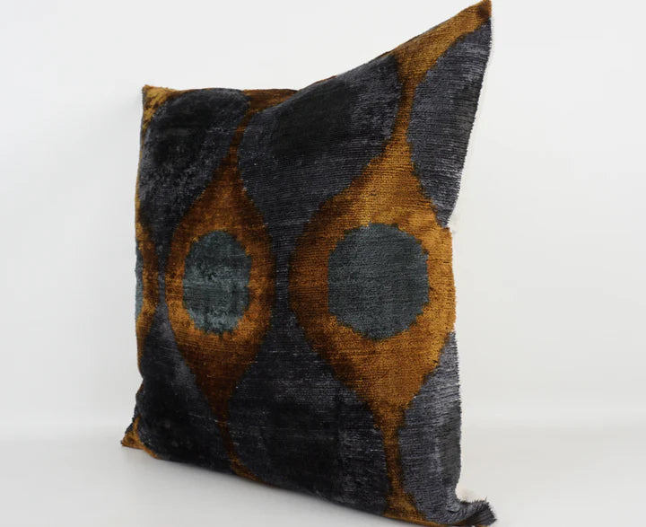 Silk Velvet Penny Cushion
