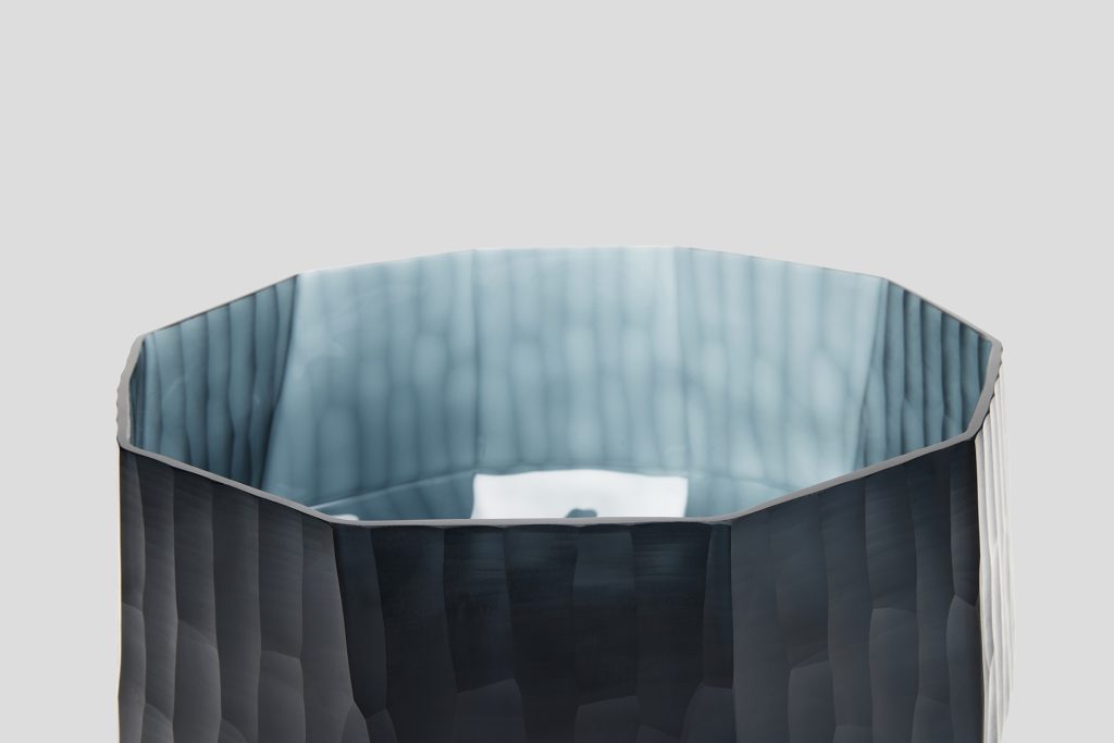 Facette Vase Sapphire