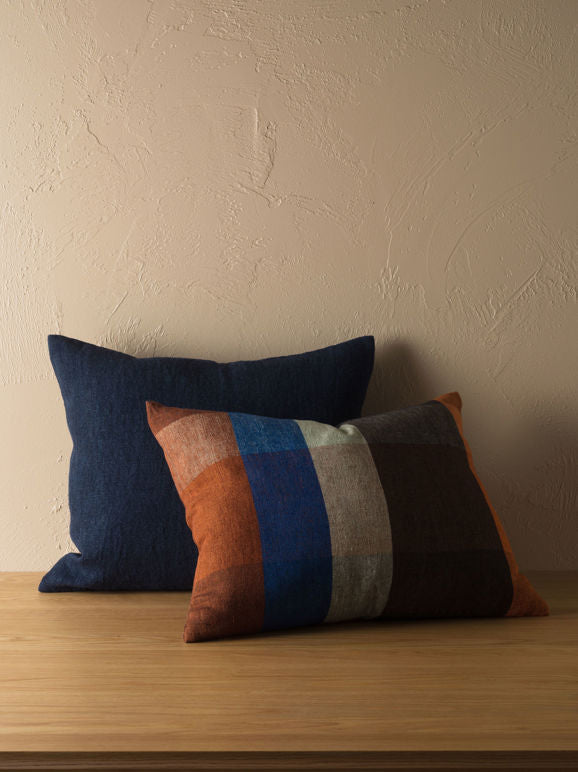 Heavy Linen Jute Cushion in Midnight