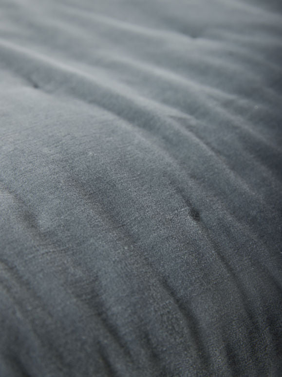 Velvet Quilt in Cod