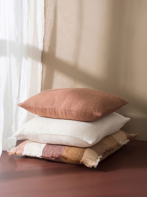 Casa Linen Cushion in Rose