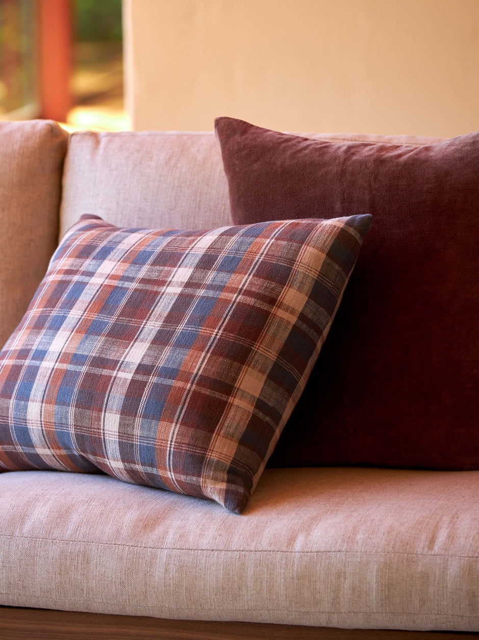 Tasman Woven Cushion in Raisin