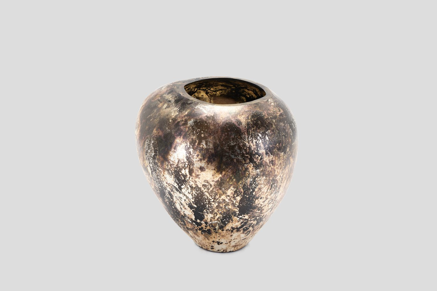 Pharoh Vase Carbon Gold