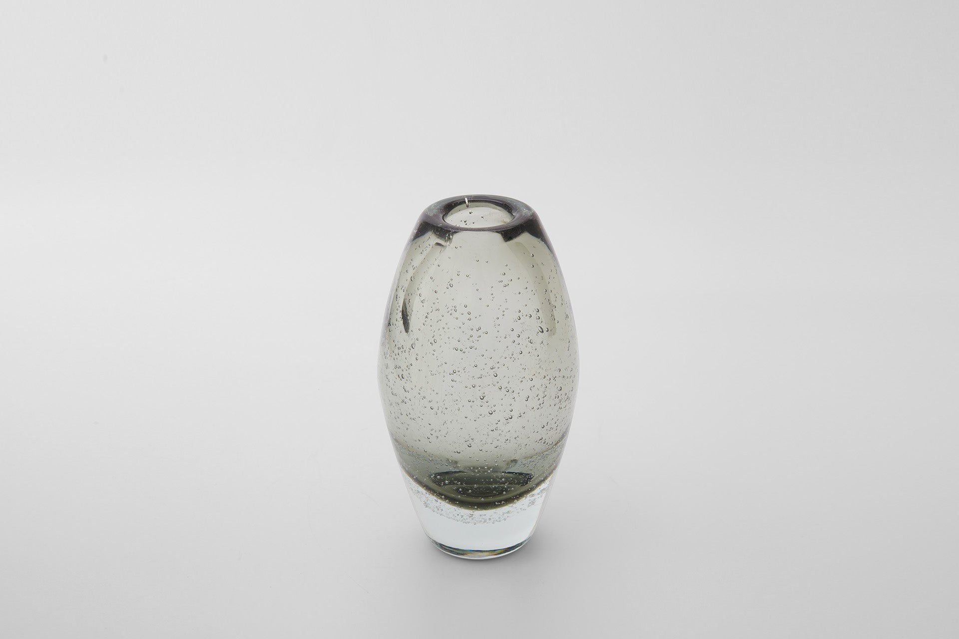 Seed Vase in Pebble Grey