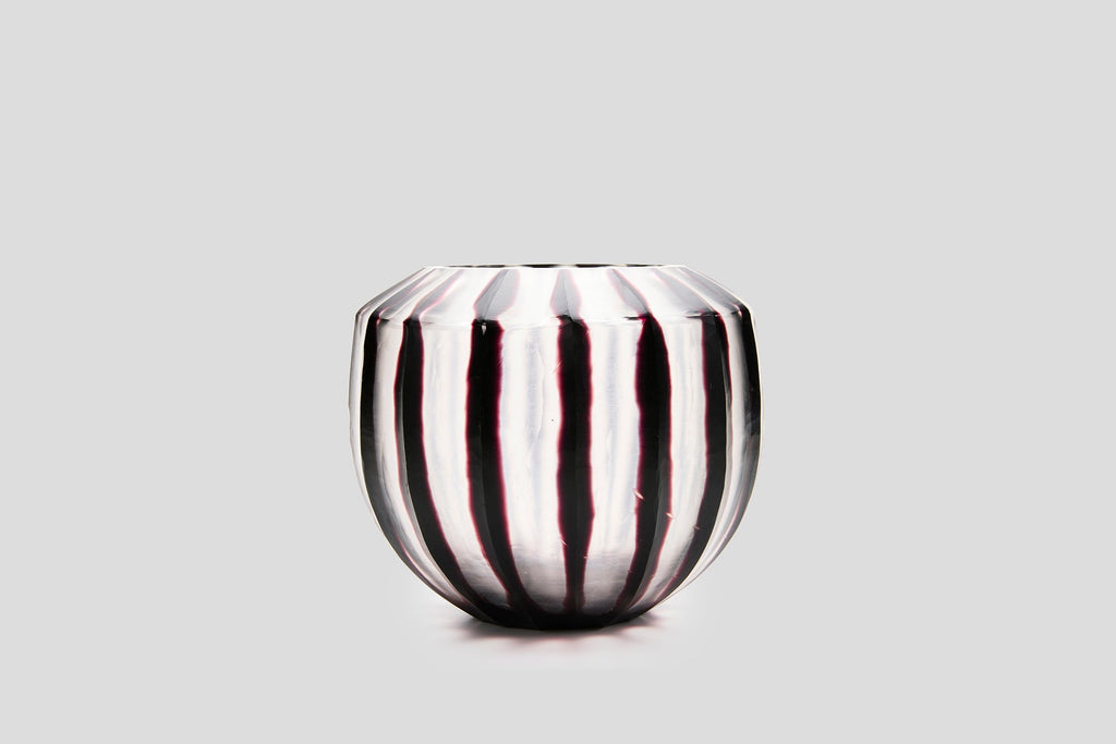 Banda Vase Garnet