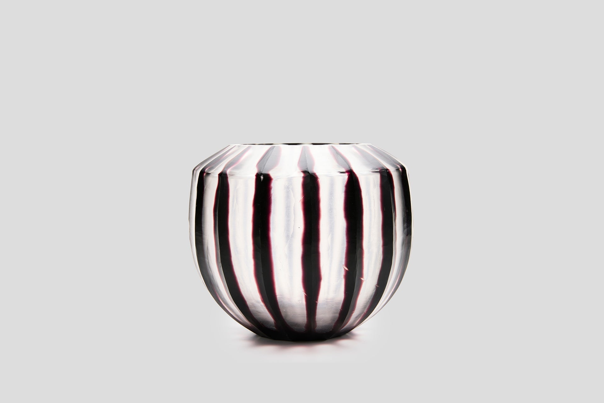 Banda Vase Garnet