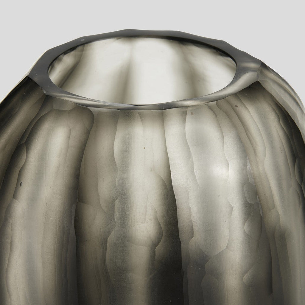 Aura Vase Smoke