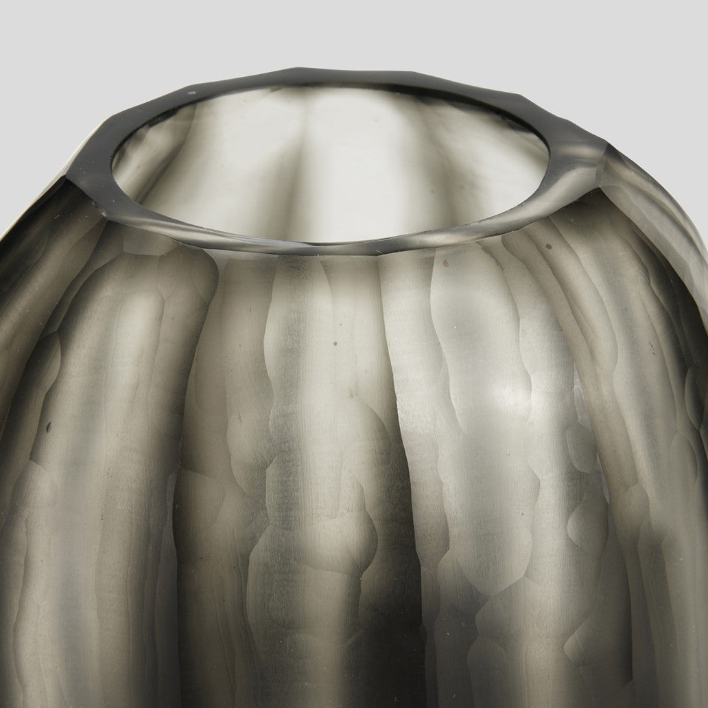 Aura Vase Smoke