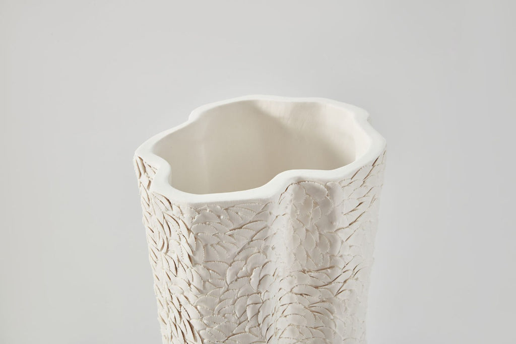 Alysium Vase Large Ivory
