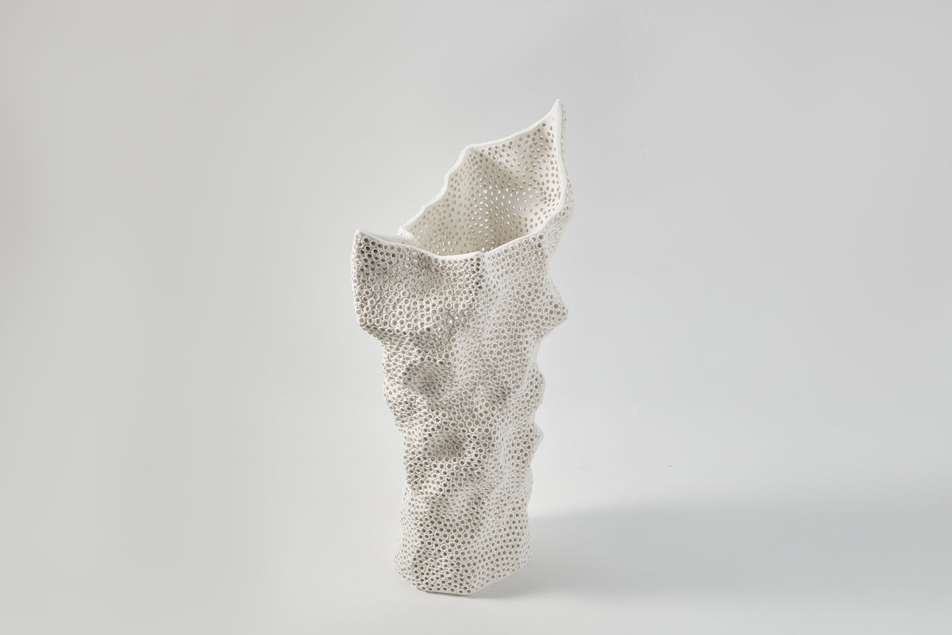 Corallia Vase Ivory