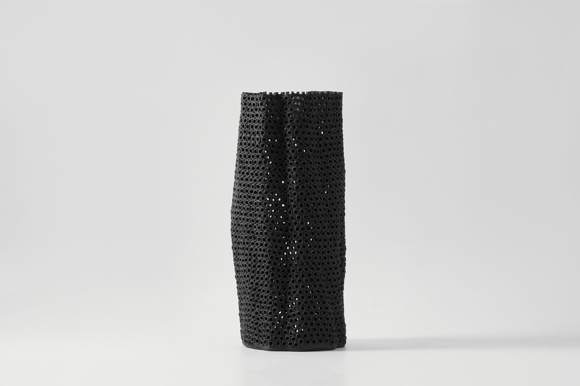 Coralite Vase Ebony