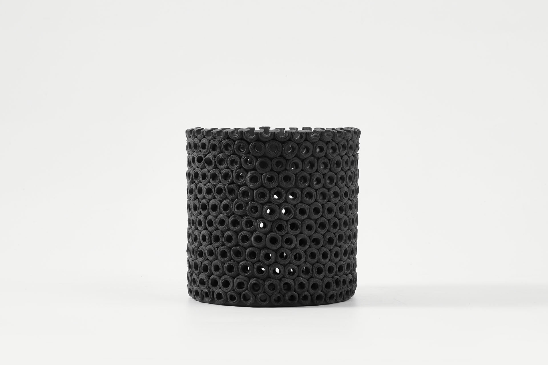 Coralite Vase Ebony