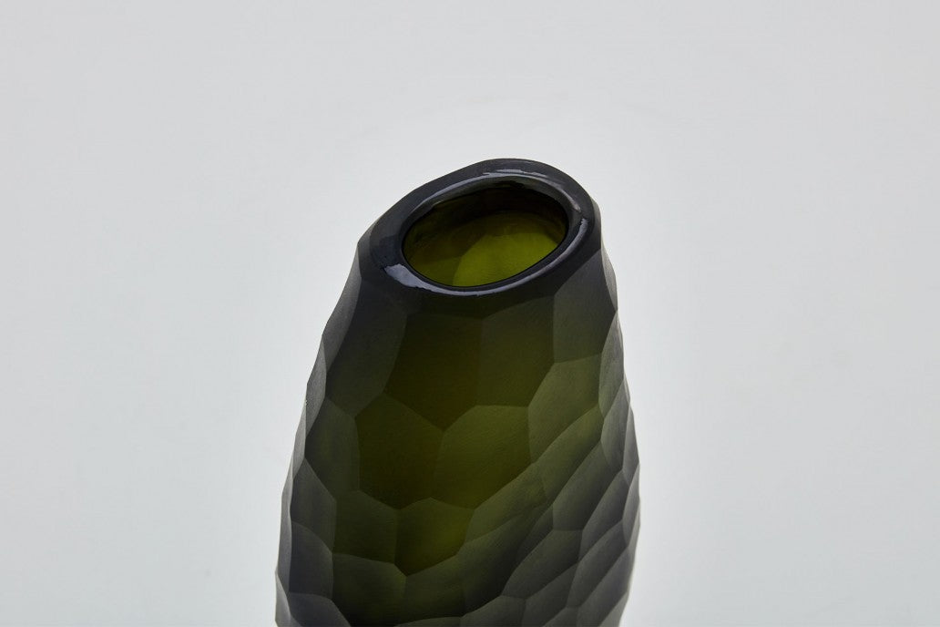 Calypso Vase in Olivine