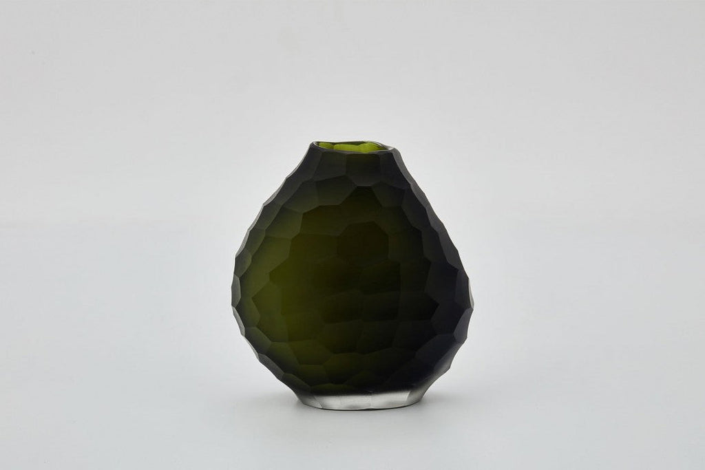 Calypso Vase in Olivine