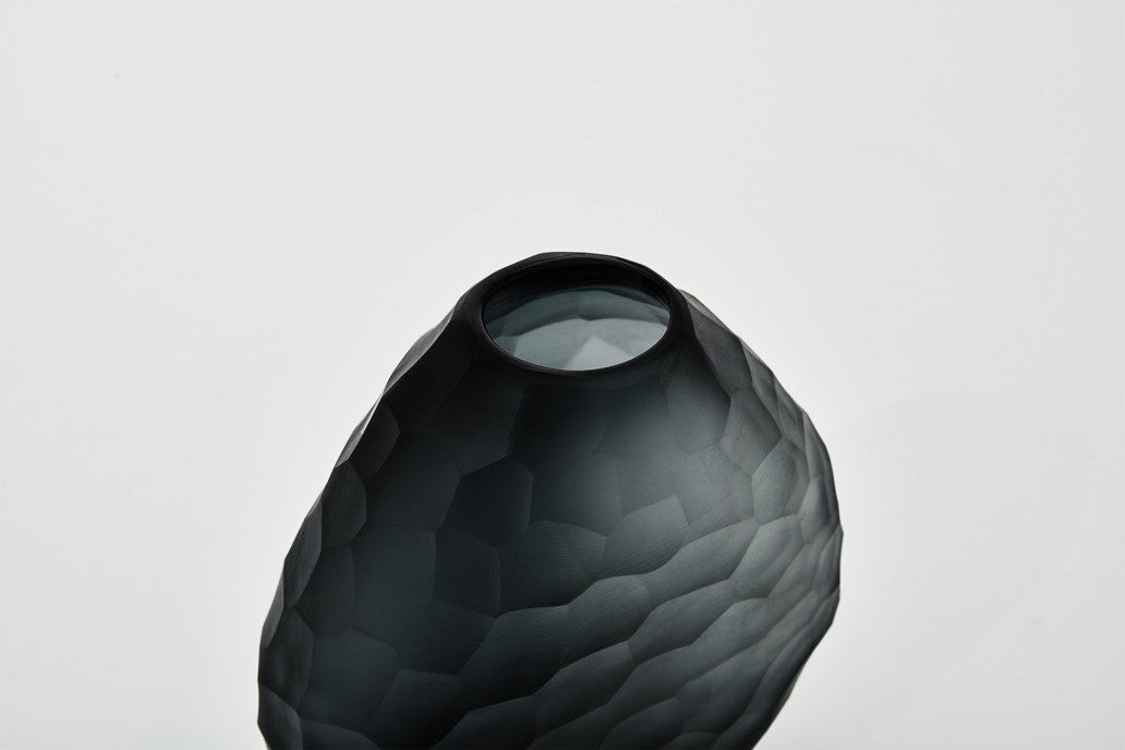 Calypso Vase in Smoke
