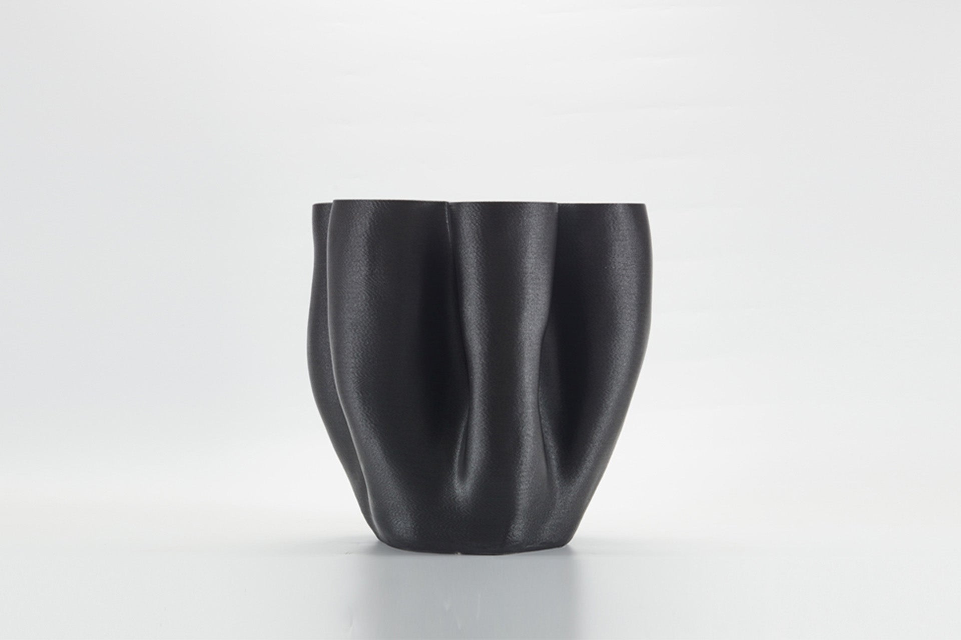 Boheme Vase in Ebony