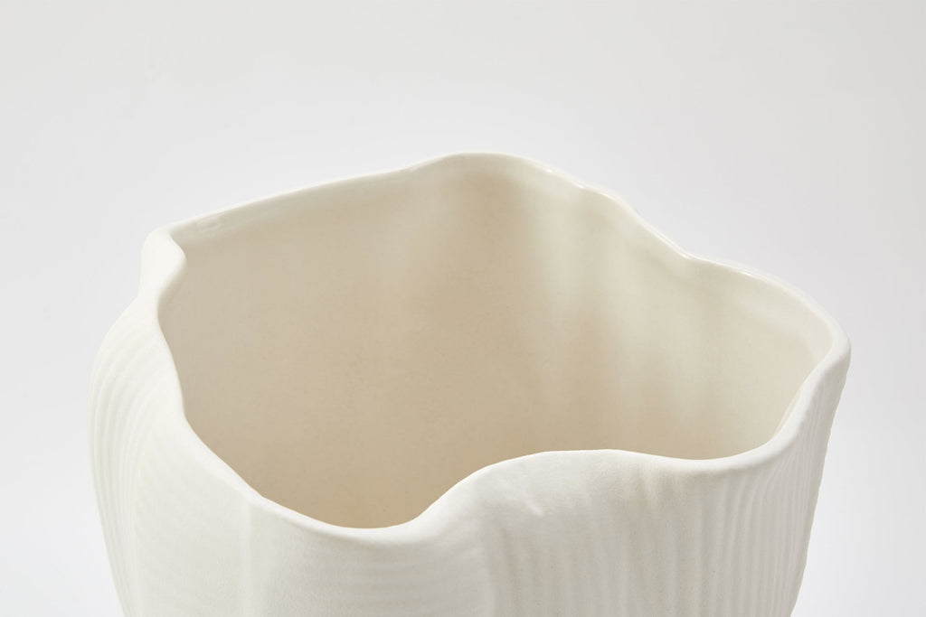 Umi Vase Ivory